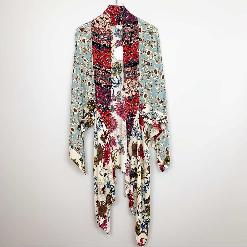 Boho Blooms Kimono Floral Print - Picture 7 of 8